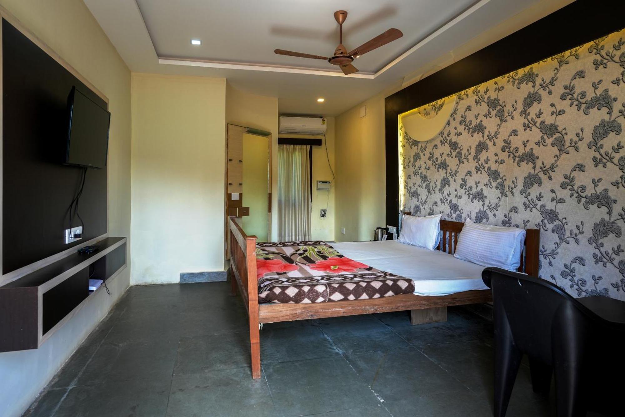 La Courtyard Hotel Pondicherry Exterior photo