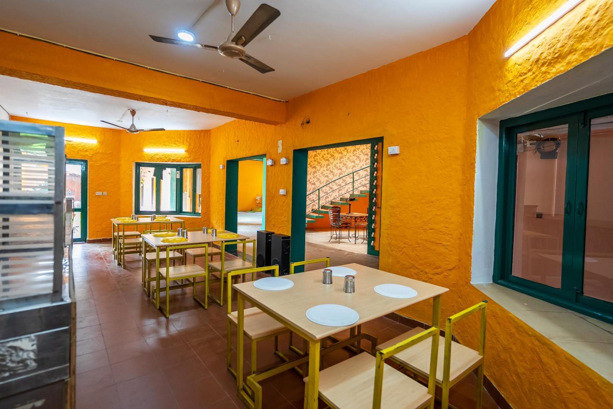 La Courtyard Hotel Pondicherry Exterior photo